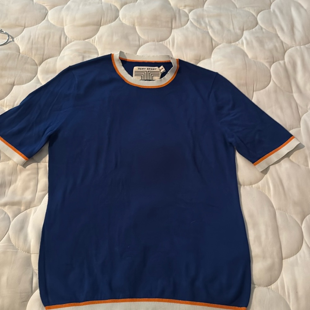 Tory Sport Cashmere and Coolmax Short Sleeved Performance Sweater.  Medium.